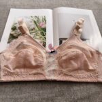Non Padded Wireless Lace Minimizer Bra - Image 4