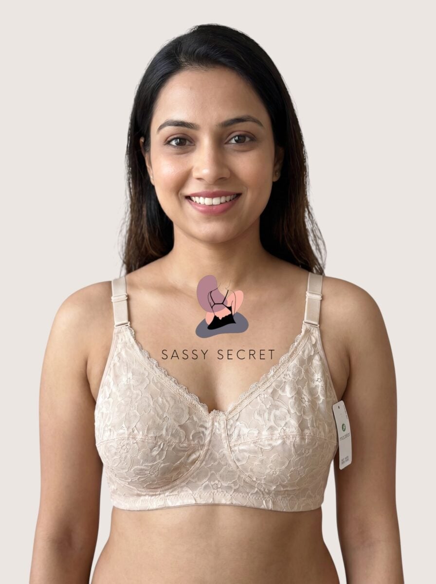 Non Padded Regular Wear Minimizer Bra – model image 1