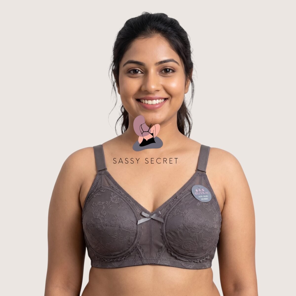 Non Padded Wireless Minimizer Bra – Full Coverage & Lace Elegance (Imported) – model image 3