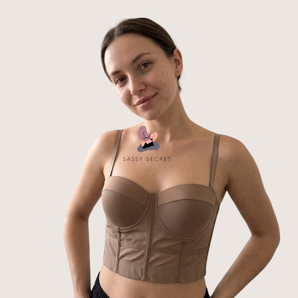 Padded Wired Corset Top – Ultimate Shape & Strapless Support (Imported) – model image 3