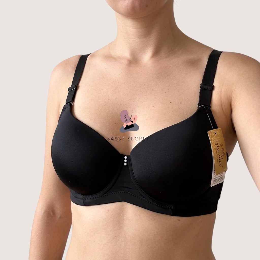 Heavy Bust Support Wired Bra – Ultimate Lift for D/DD Cups (Imported) – model image 4
