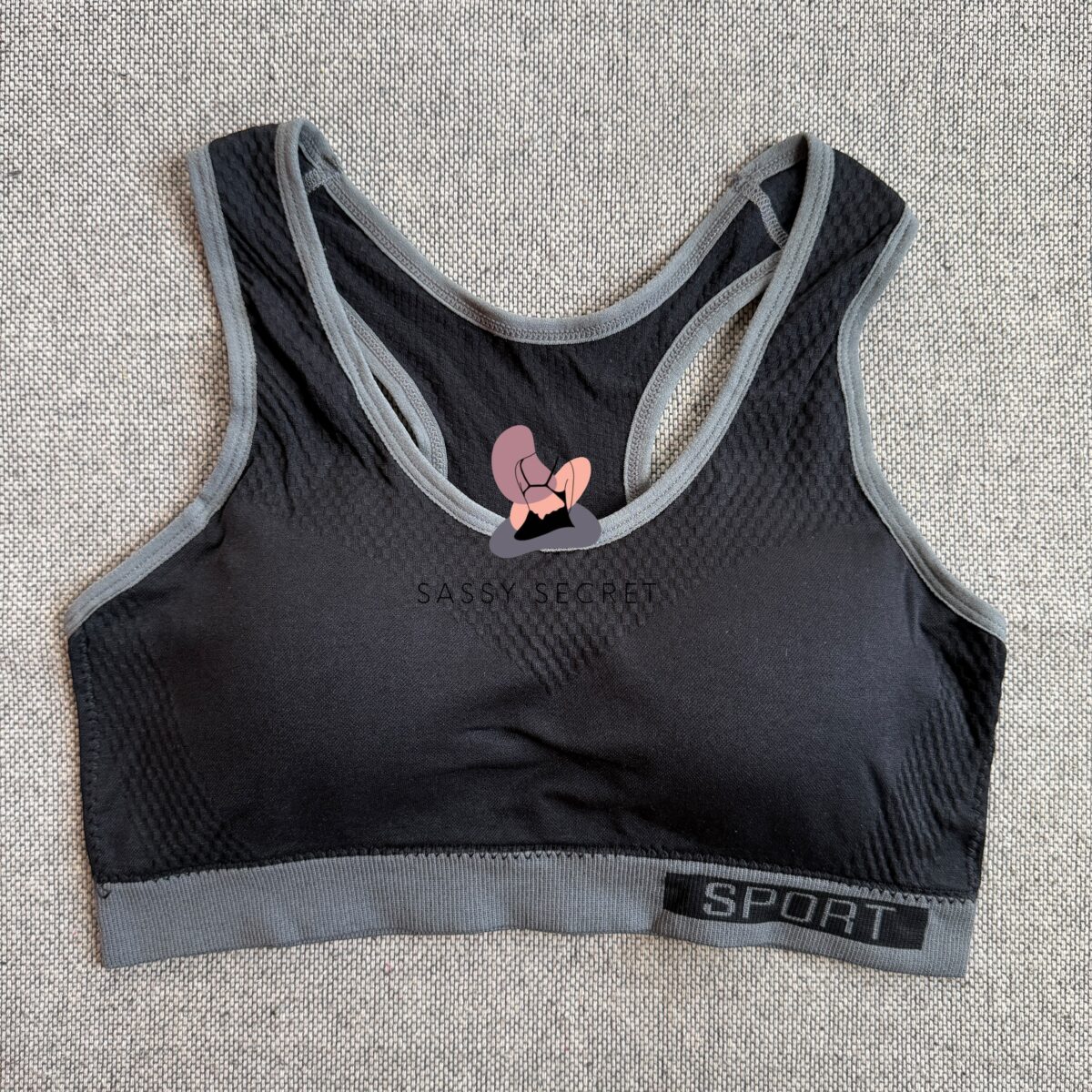 Seamless Racerback Sports Bra – Shockproof Workout Support (Imported)