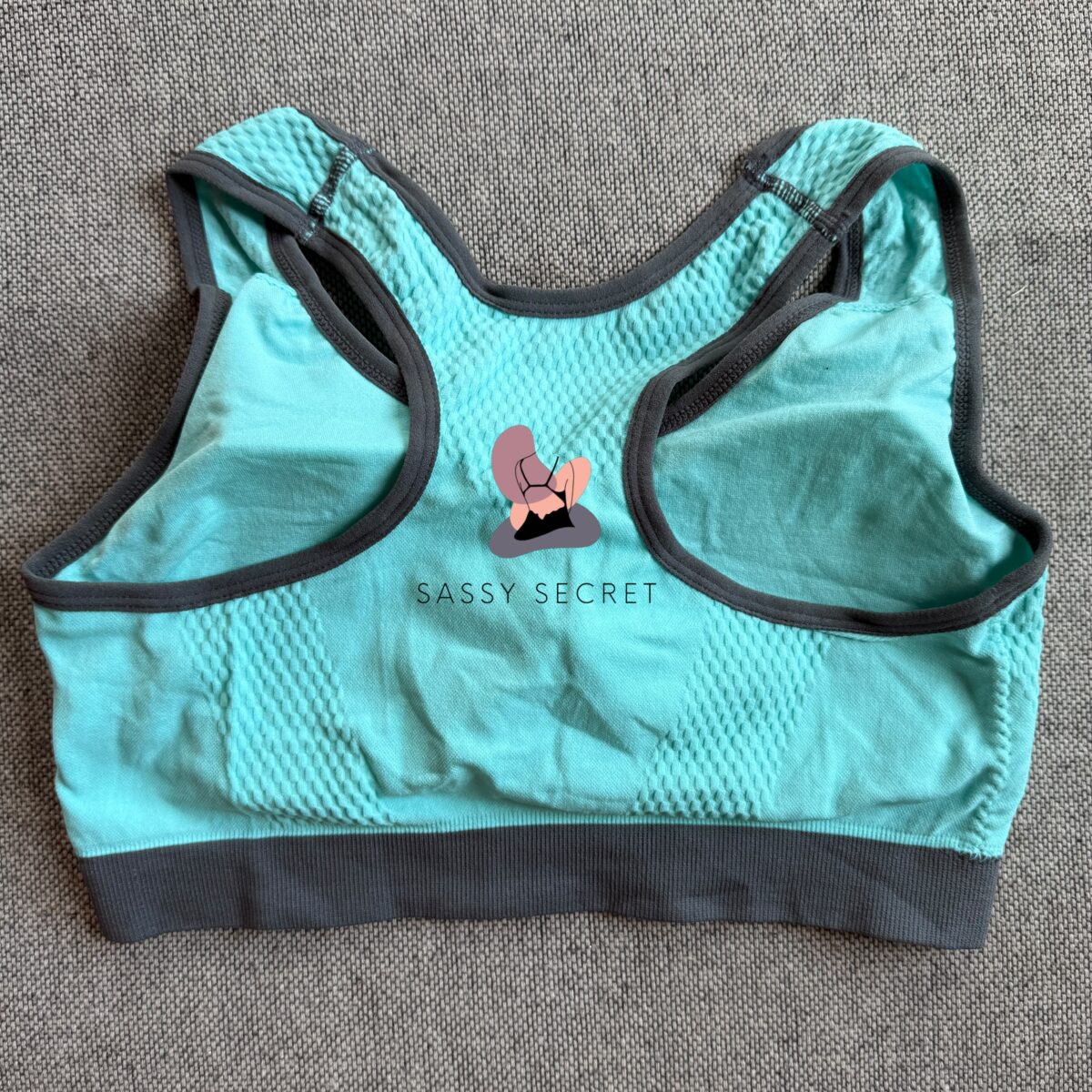 Seamless Racerback Sports Bra – Shockproof Workout Support (Imported)