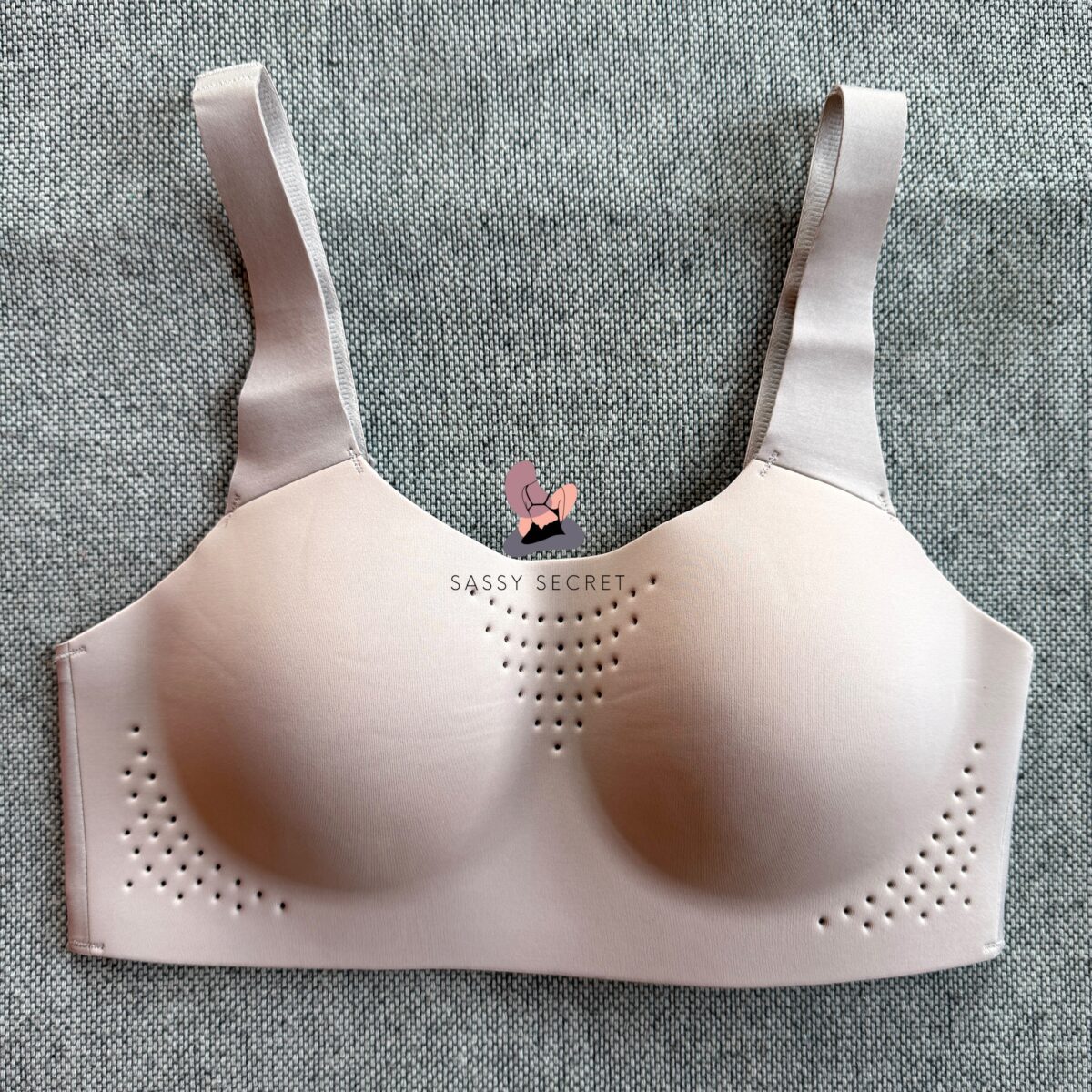 Seamless Perforated Sports Bra – Ultimate Breathable Cooling (Imported)