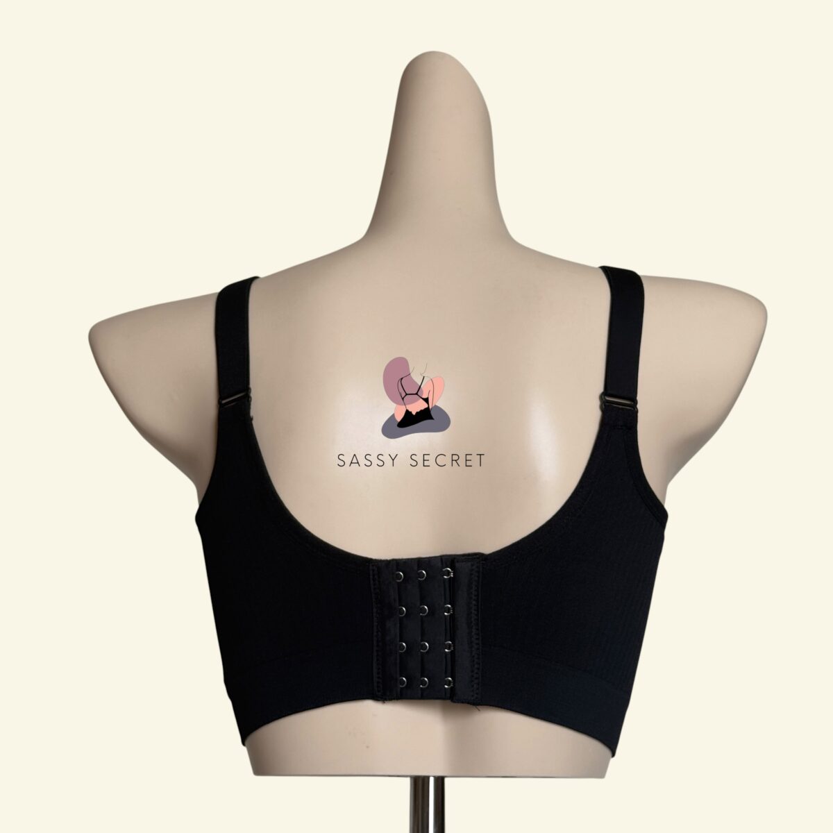 Light Padded Seamless Regular Wear Bra – Everyday V-Neck Comfort (Imported)